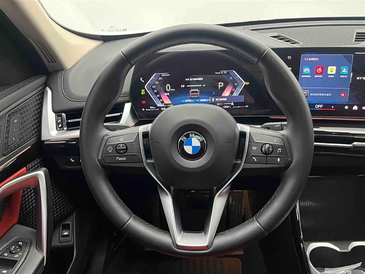 Фото 3 - BMW X1