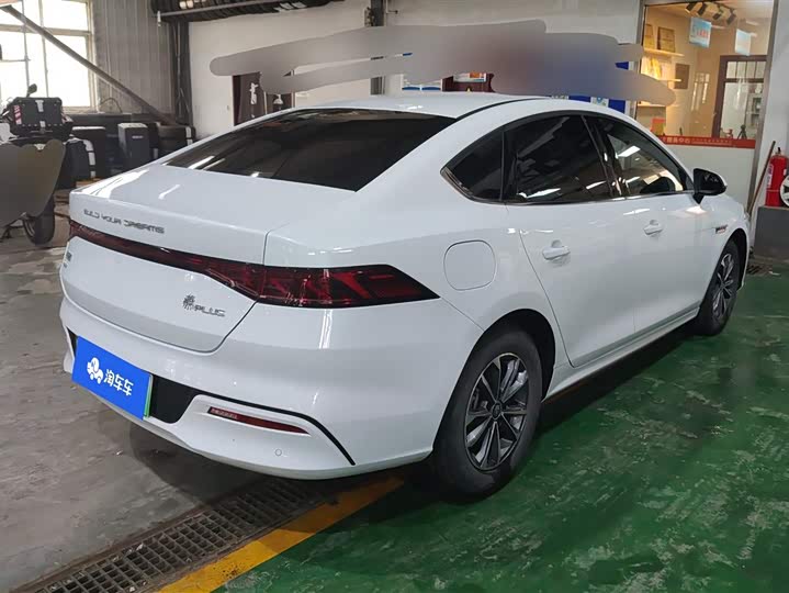 Фото 3 - BYD Qin Plus
