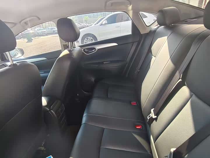 Фото 5 - Nissan Sylphy