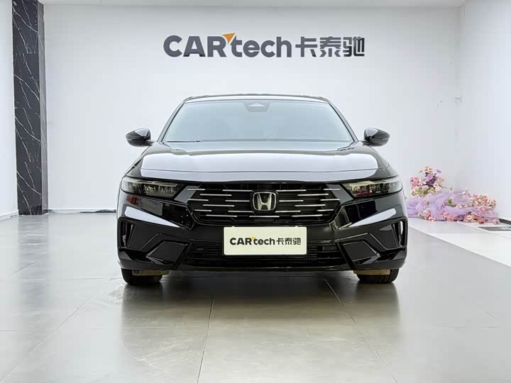 Honda Accord 2025 2025款 运动系列 260TURBO 豪华版