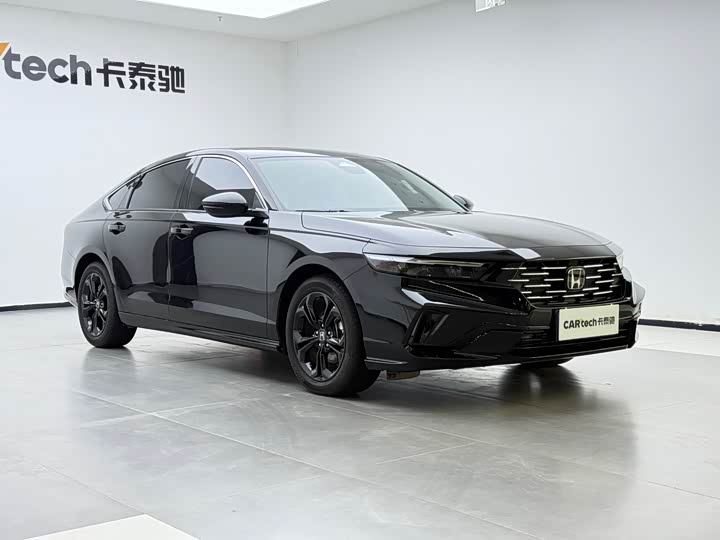Honda Accord 2025 2025款 运动系列 260TURBO 豪华版