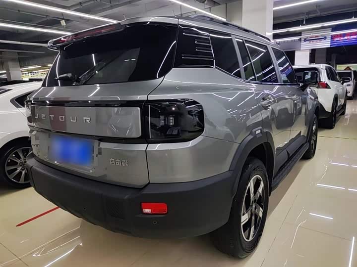 Jetour Freedom 2025 2025款 1.5TD DCT 发现