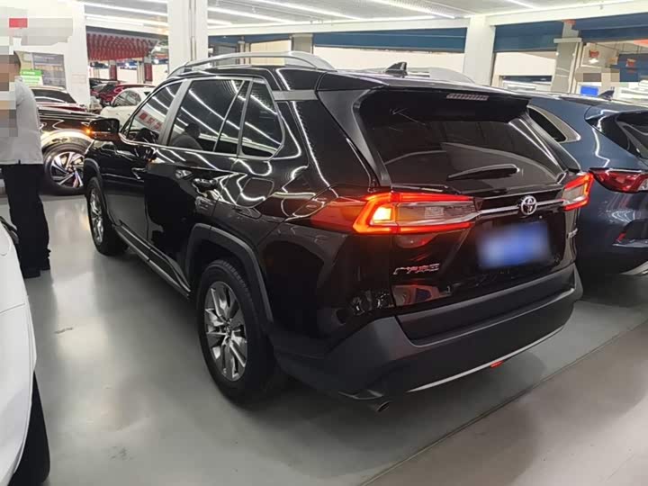 Фото 5 - Toyota Wildlander