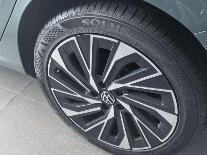 Volkswagen Sagitar L 2026 2026款 L 300TSI DSG 豪华型