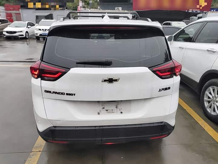 Фото 6 - Chevrolet Orlando