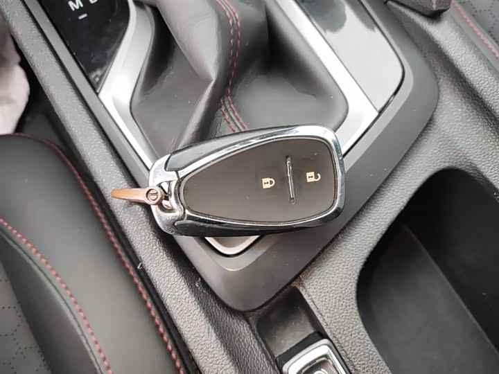 Фото 9 - Chevrolet Orlando