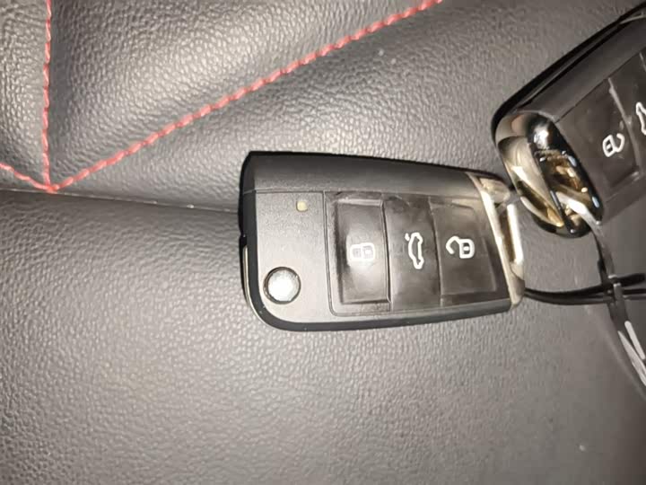 Фото 9 - Volkswagen Lavida