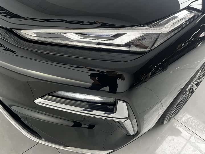 Geely Galaxy Starshine 8 EM-i 2025 2025款 130km EM-P 星舰版