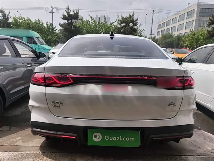 Фото 6 - BYD Qin L