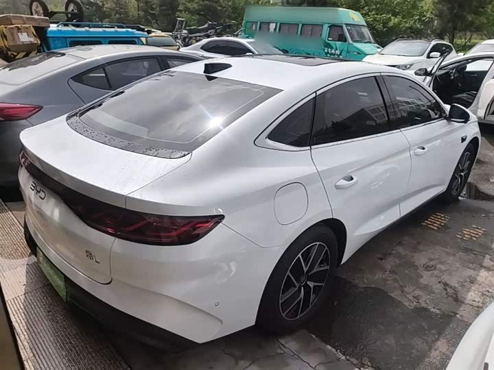 Фото 7 - BYD Qin L