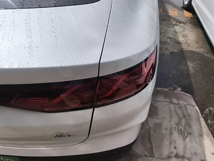 Фото 8 - BYD Qin L