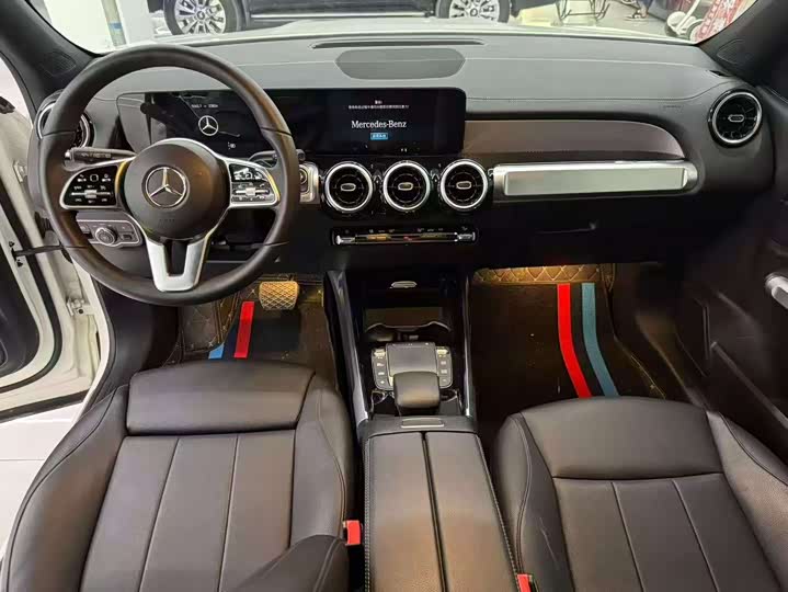 Mercedes-Benz GLB-Class 2022 2022款 GLB 200 时尚型