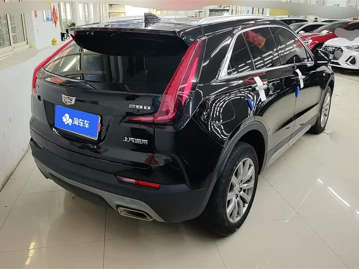 Фото 3 - Cadillac XT4