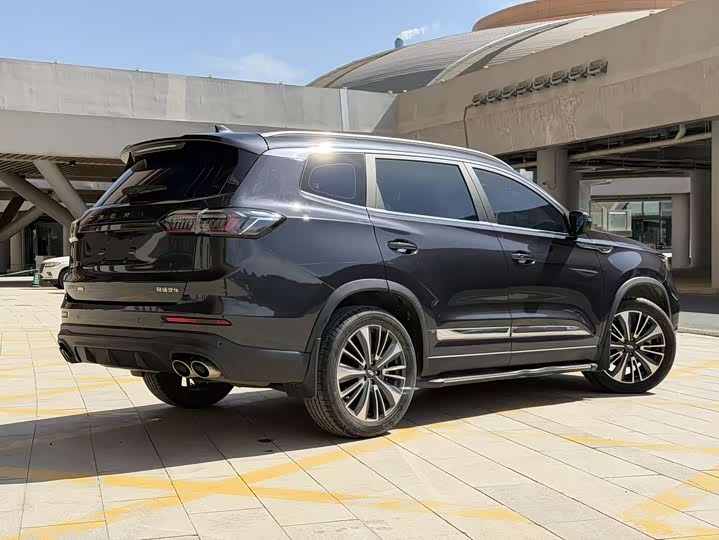 Photo 6 - Chery Tiggo 8 Plus
