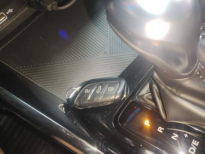 Roewe i5 2021 2021款 1.5L CVT星耀版