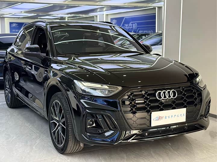 Фото 3 - Audi Q5L