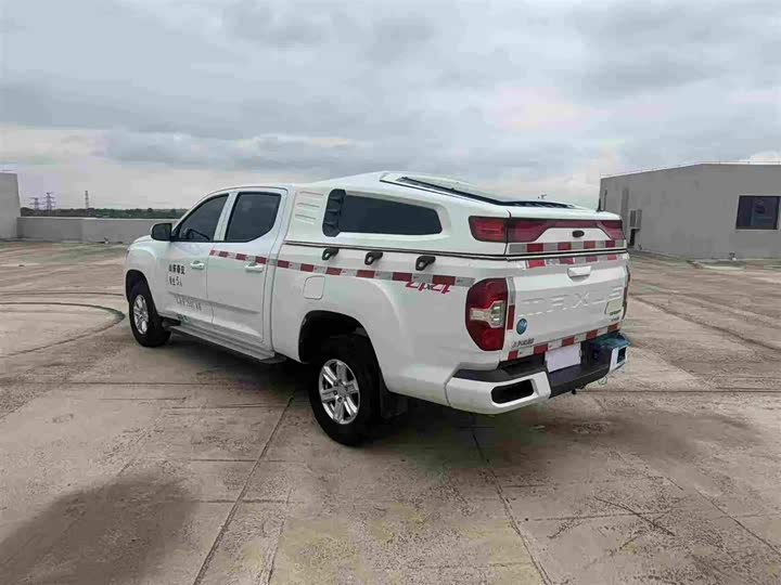 Maxus T70 2020 2020款 2.0T汽油自动四驱舒享型长箱高底盘