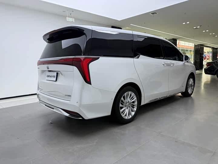 Buick GL8 Century 2025 2025款 2.0T 七座蕴世版