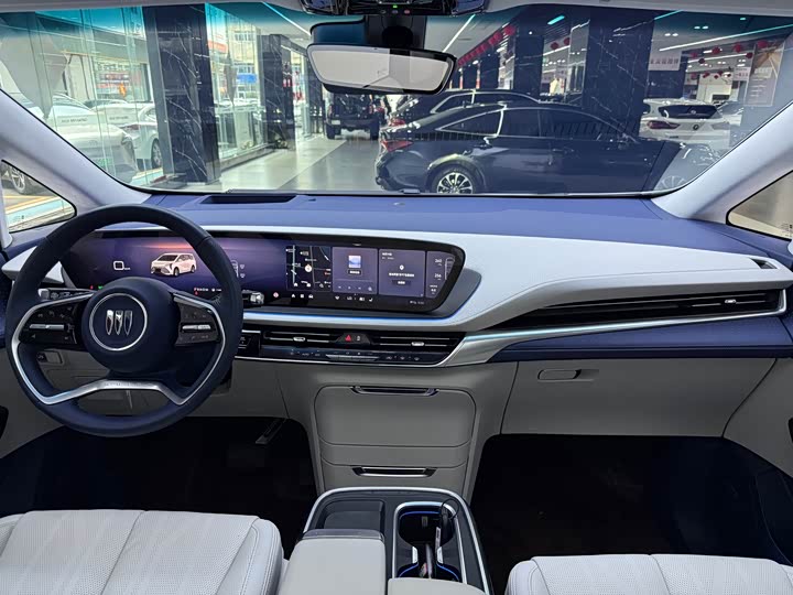 Buick GL8 Century 2025 2025款 2.0T 七座蕴世版
