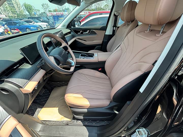 Chery Tiggo 8L 2024 2024款 2.0T 两驱豪华版 7座