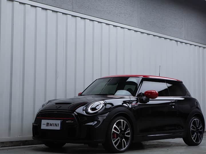Фото 1 - Mini Mini JCW