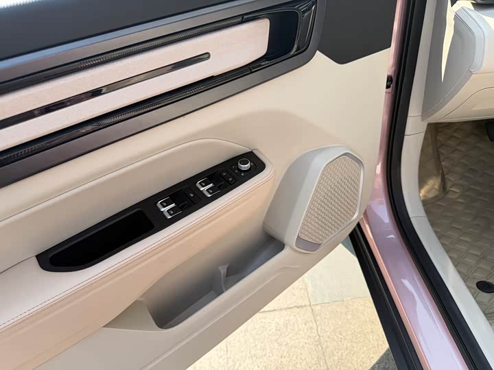 Geely Icon 2023 2023款 1.5TD 巧克力醇巧版