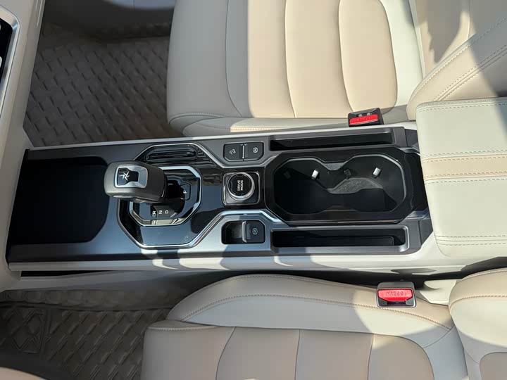 Geely Icon 2023 2023款 1.5TD 巧克力醇巧版