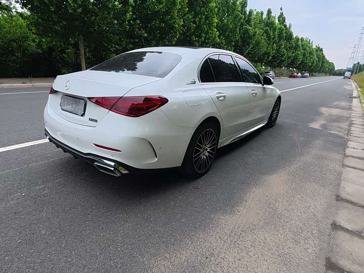 Zdjęcie 6 - Mercedes-Benz C-Class