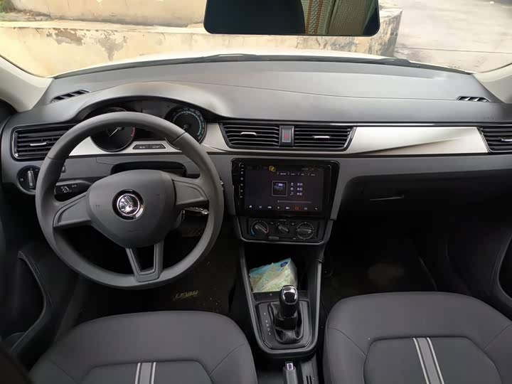 Skoda Rapid Spaceback 2020 2020款 1.5L 自动标准版