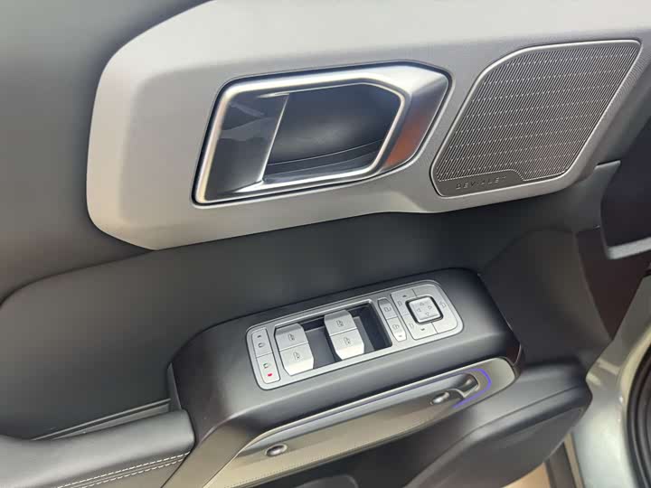 BYD FangChengBao Titanium 3 (Tai 3) 2025 2025款 501KM 四驱无人机版