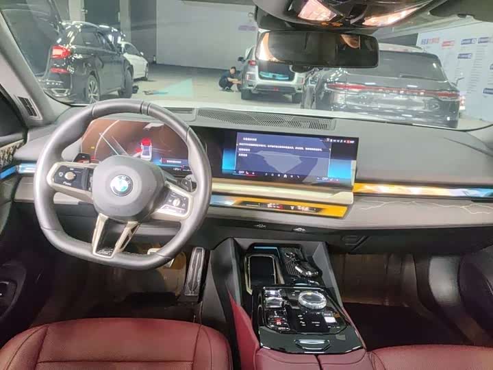 Фото 4 - BMW 5 Series