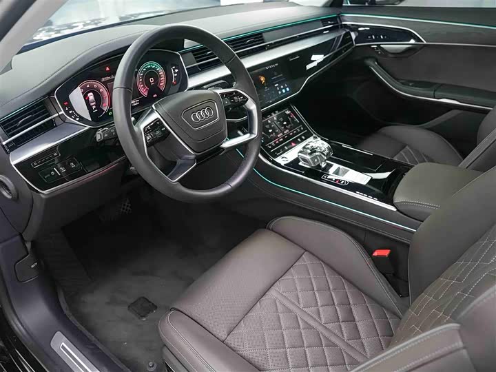 Audi A8 2025 2025款 A8L 50 TFSI quattro 臻选型