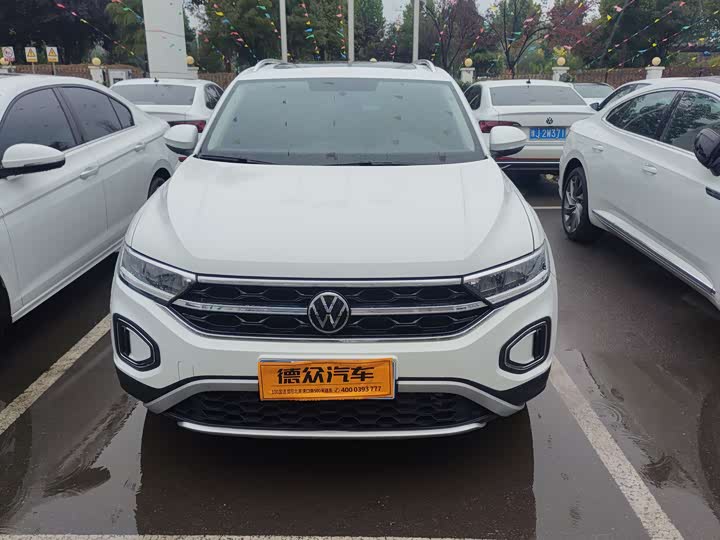 Фото 2 - Volkswagen T-Roc