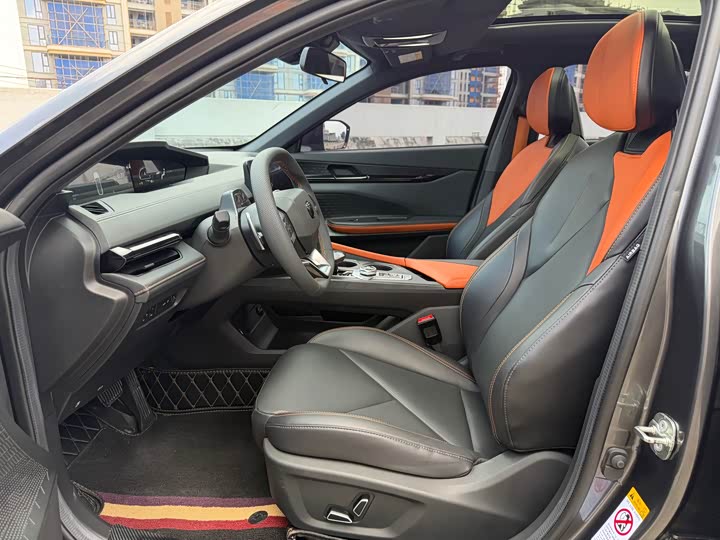 Zdjęcie 5 - Changan UNI-V