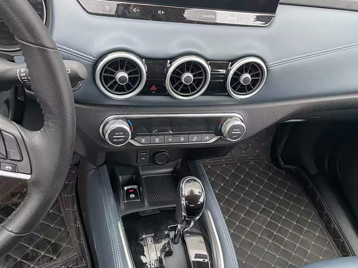 Nissan X-Trail 2025 2025款 荣誉 2.0L 两驱领先版