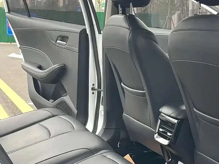 Roewe i5 2026 2026款 1.5L CVT豪华版