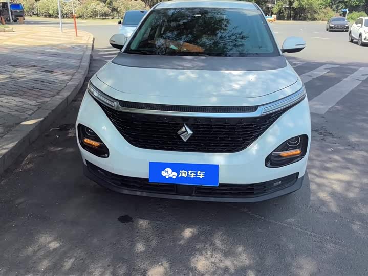 2019 Baojun RM-5
