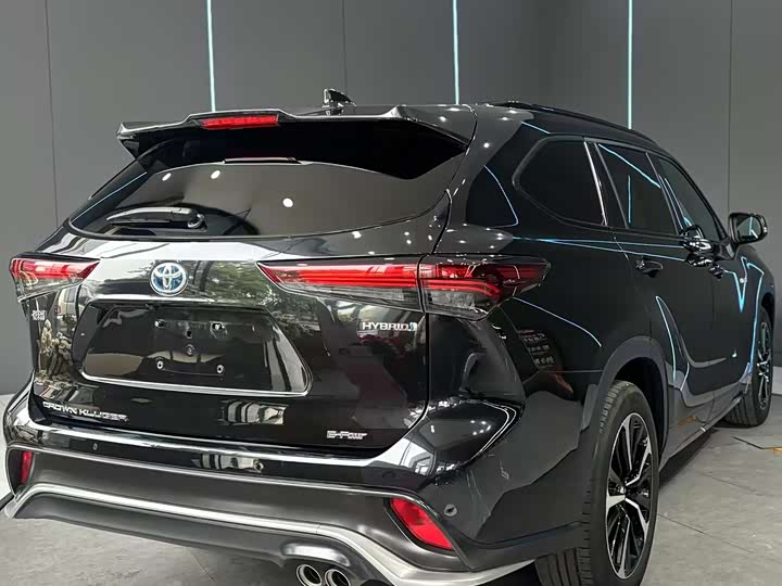 Toyota Crown Kluger 2024 2024款 2.5L HEV四驱尊贵版