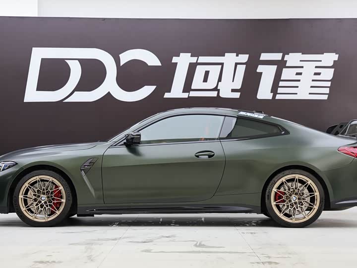2025 BMW M4