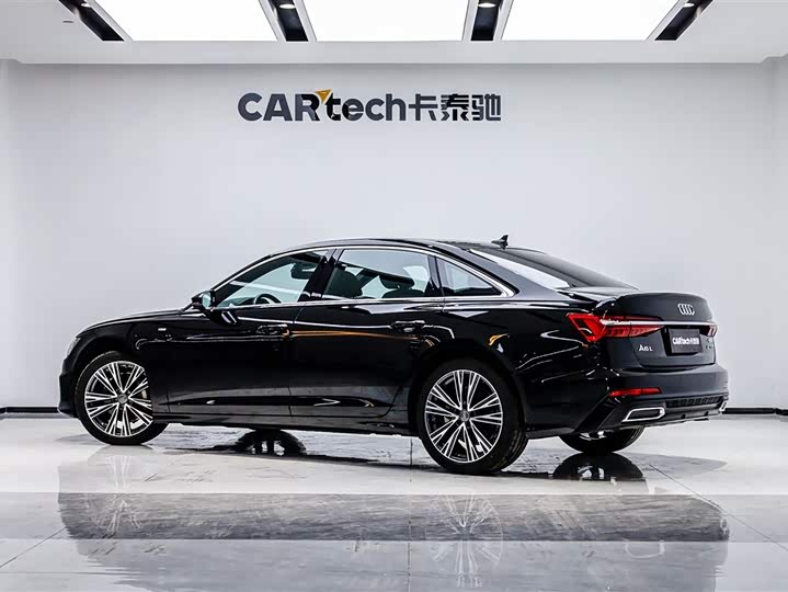 Фото 4 - Audi A6L