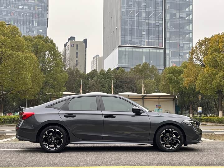Photo 8 - Honda Civic