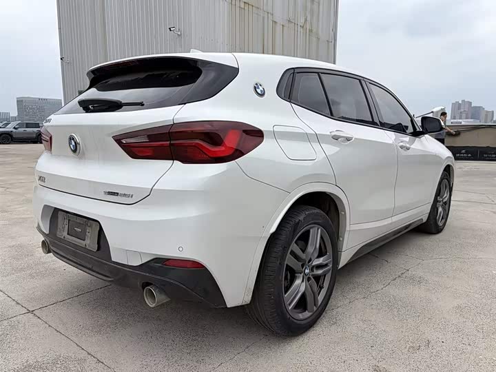 Фото 5 - BMW X2