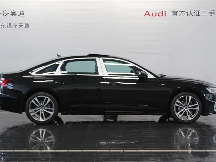 Фото 4 - Audi A6L