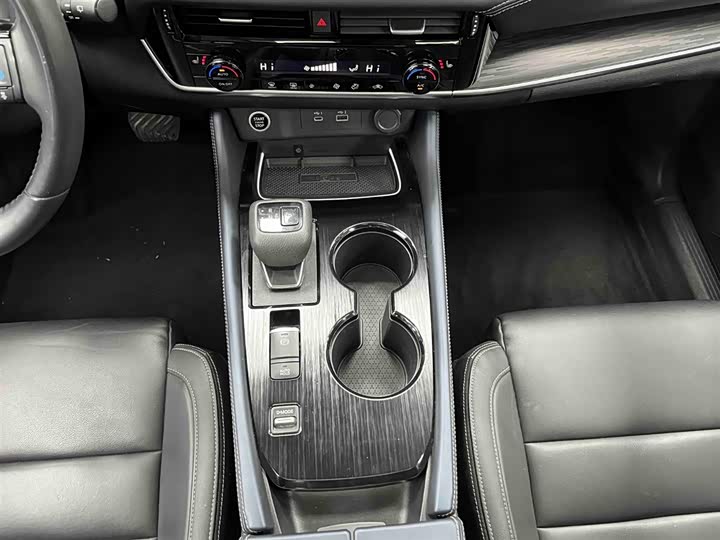 Фото 3 - Nissan Qashqai