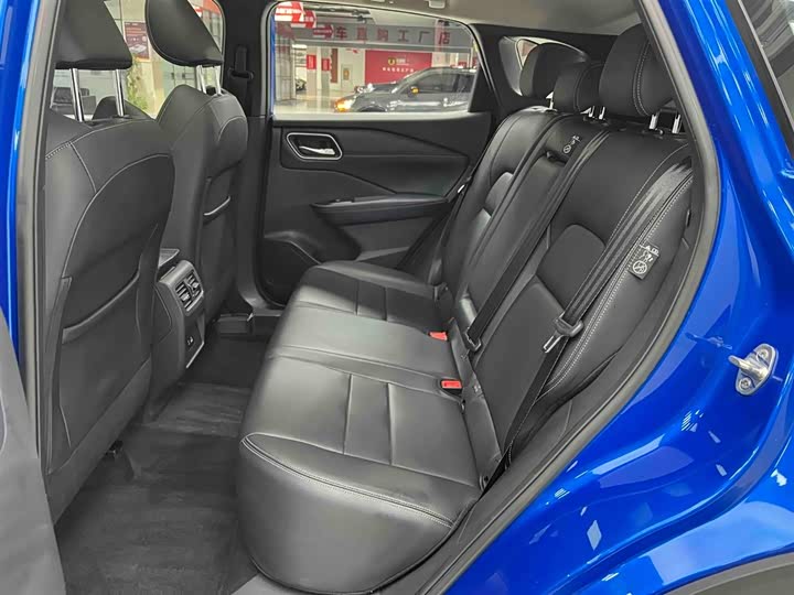 Фото 8 - Nissan Qashqai
