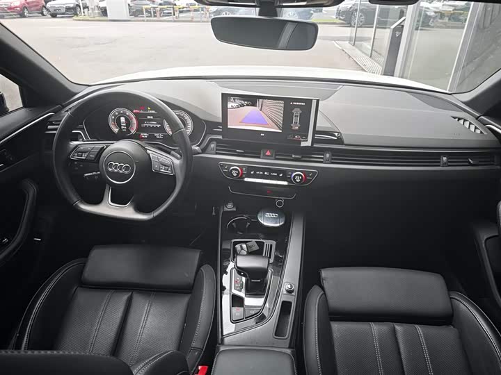 Фото 7 - Audi A4L