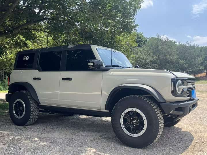 Zdjęcie 4 - Ford Bronco