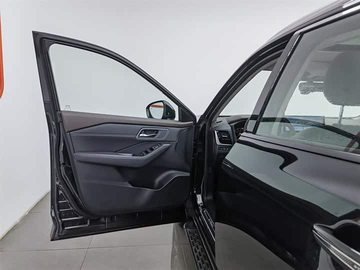 Фото 8 - Nissan X-Trail
