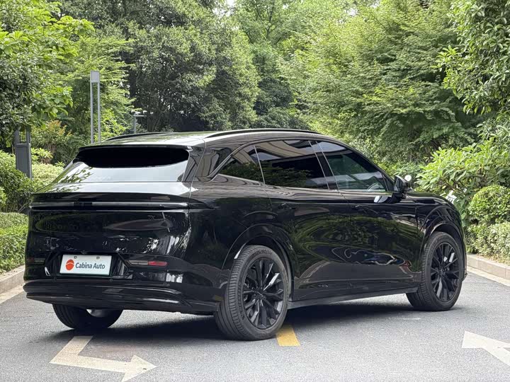 Zeekr 7X 2025 2025款 75kWh 后驱智驾版
