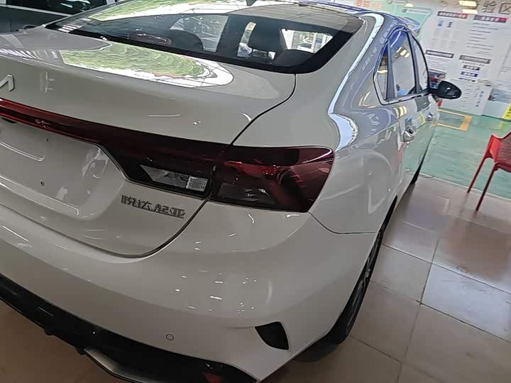 Kia K3 2024 2024款 1.5L CVT舒适优享版